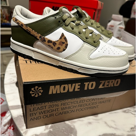 Nike Dunk Low Olive Leopard NN GS Brand New Size 7 Youth / 8.5 W - Picture 1 of 10